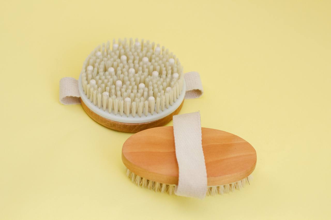 CEPILLO EXFOLIANTE EN SECO